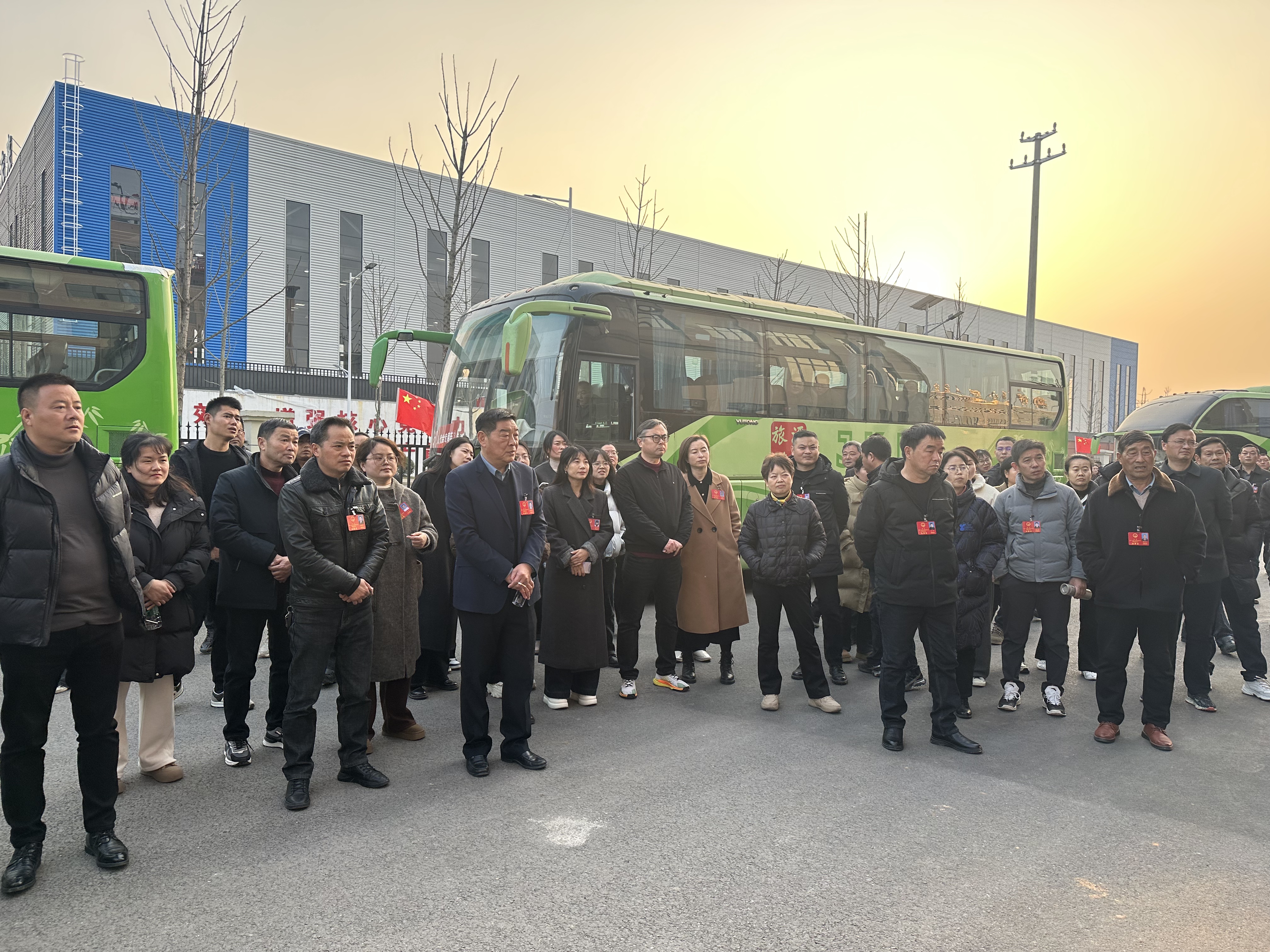 涇縣人大代表，縣政協委員一行人來安徽南方泵業視察調研